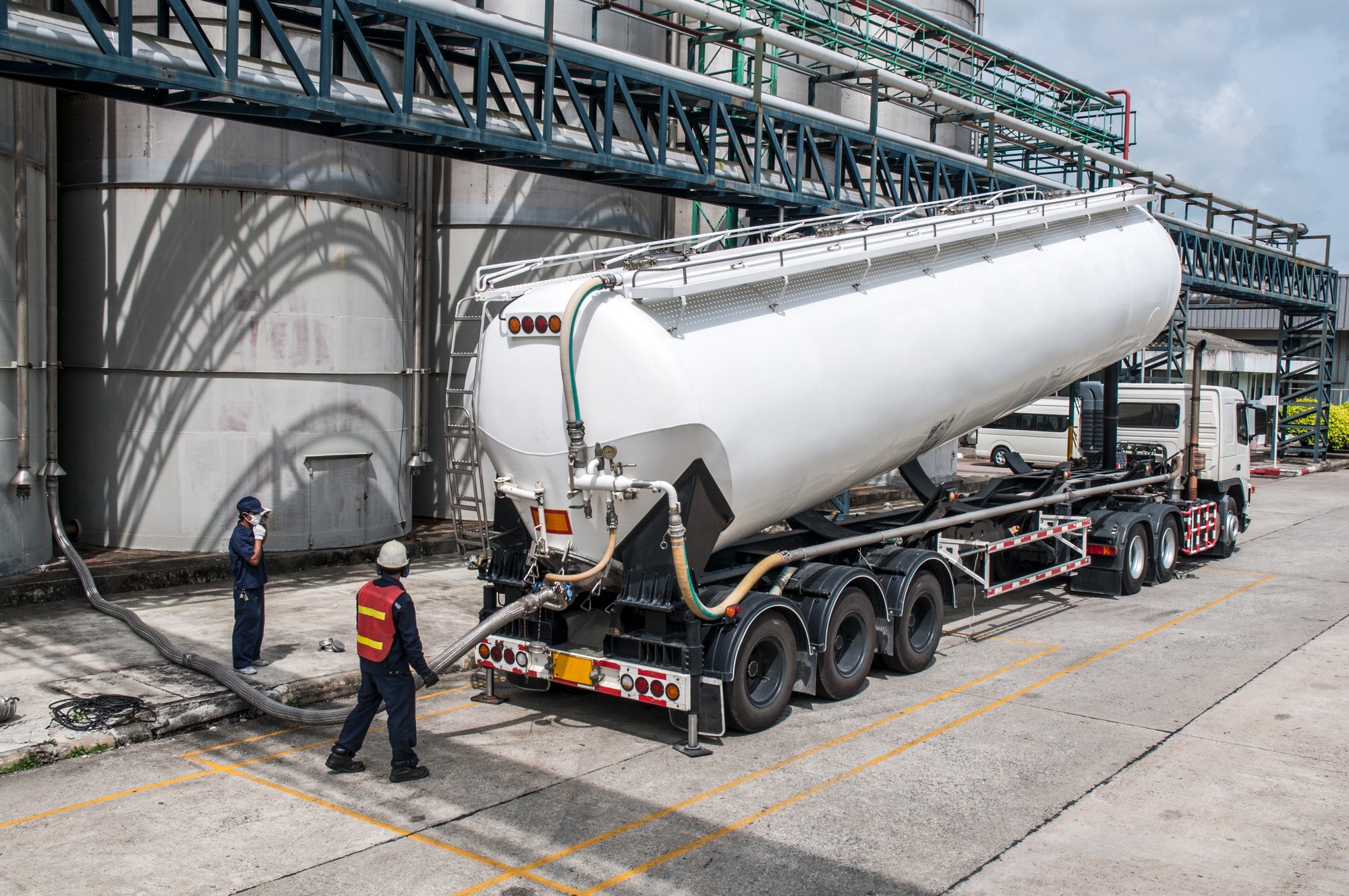 truck tanker chemical delivery